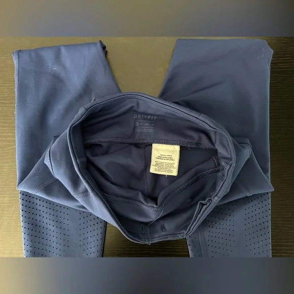 Nike Grey Floral and Blue Leggings - Picture 12 of 12